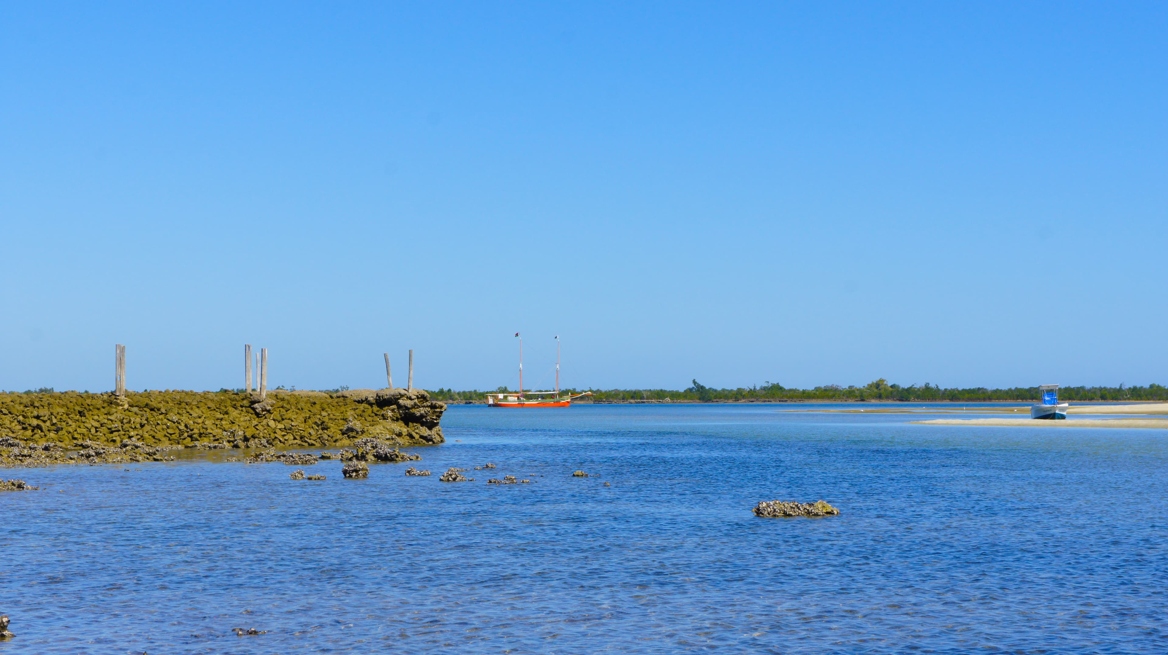 Le Nofy Be devant Belo sur Mer